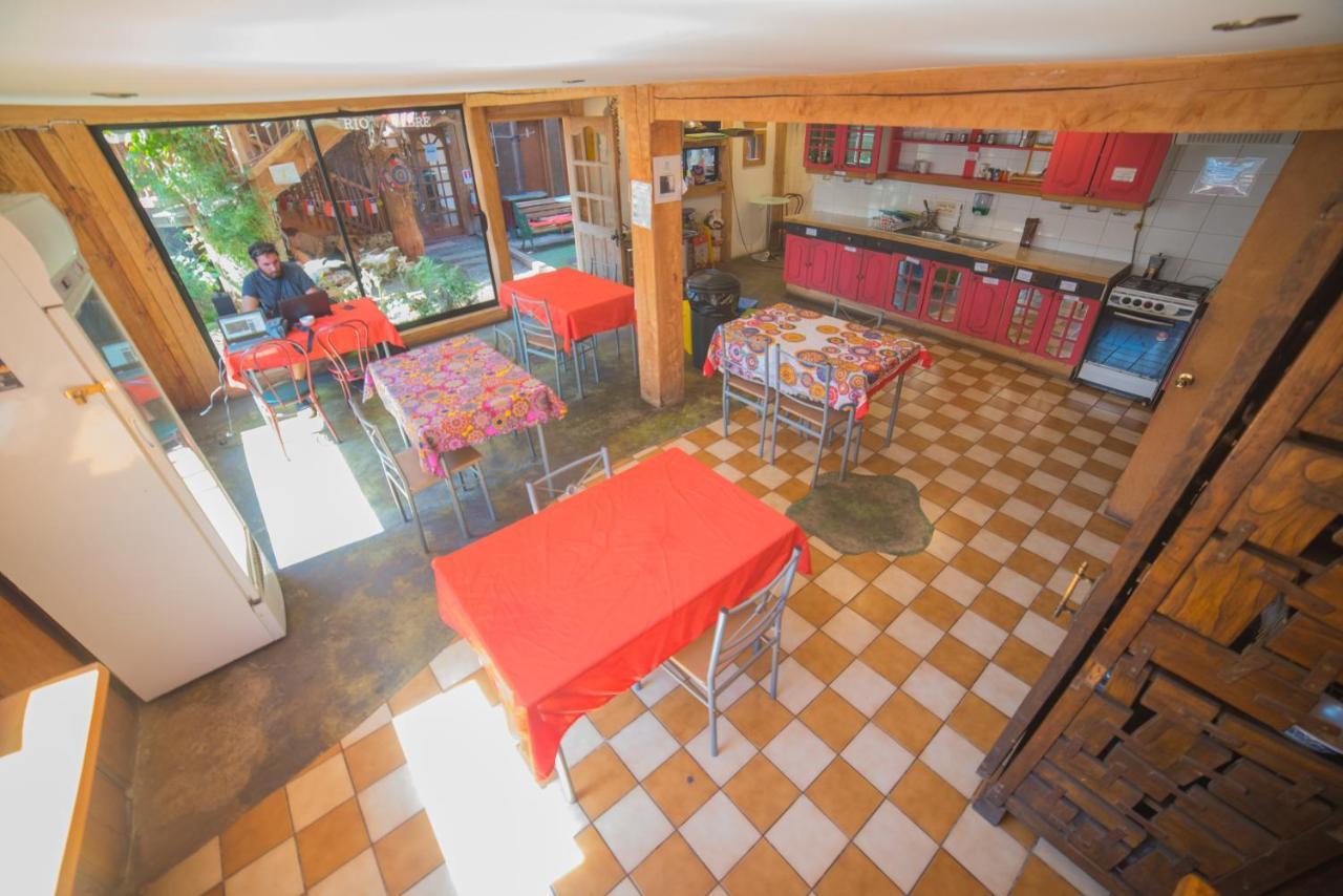 Rio Libre Pucon Party Hostel 外观 照片