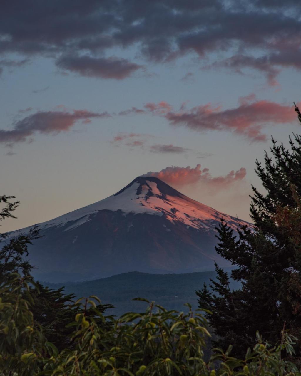 Rio Libre Pucon Party Hostel 外观 照片