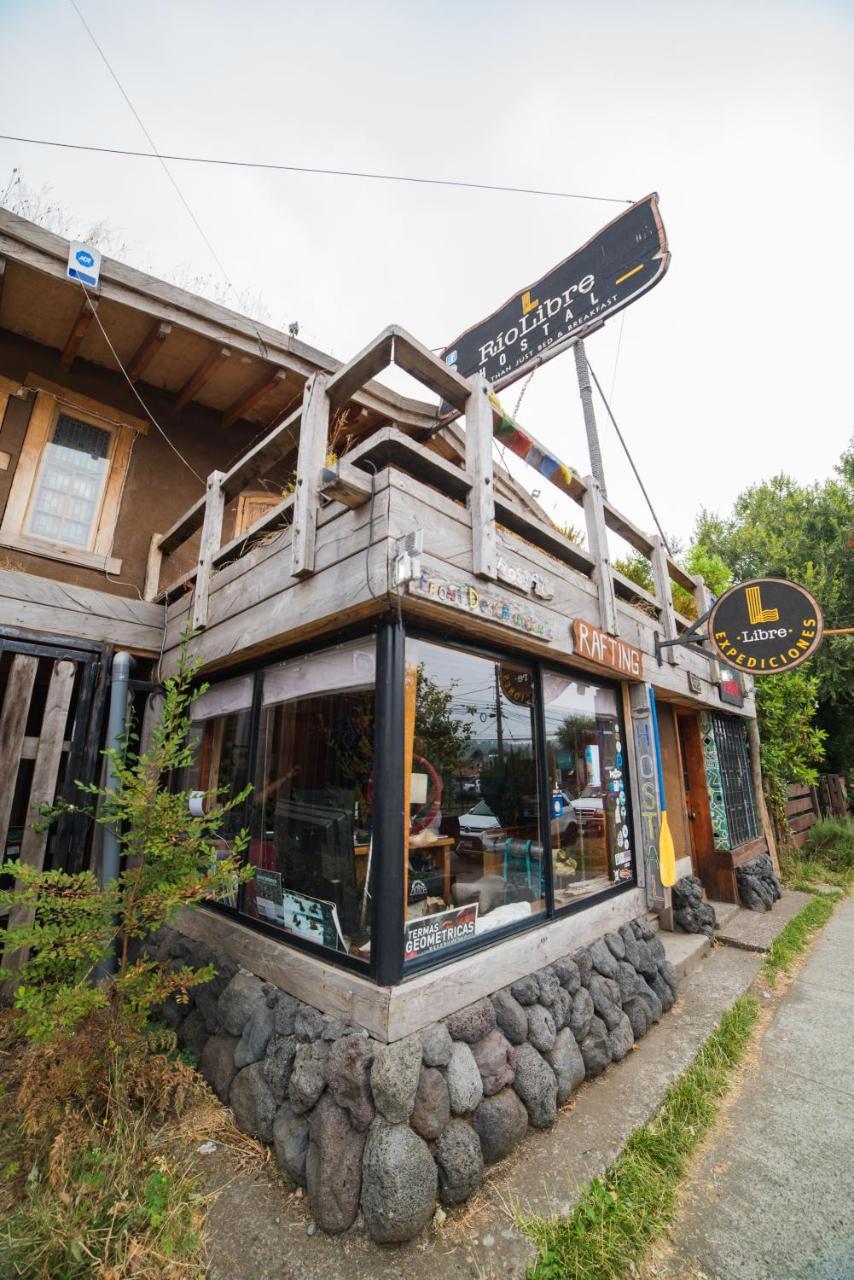 Rio Libre Pucon Party Hostel 外观 照片